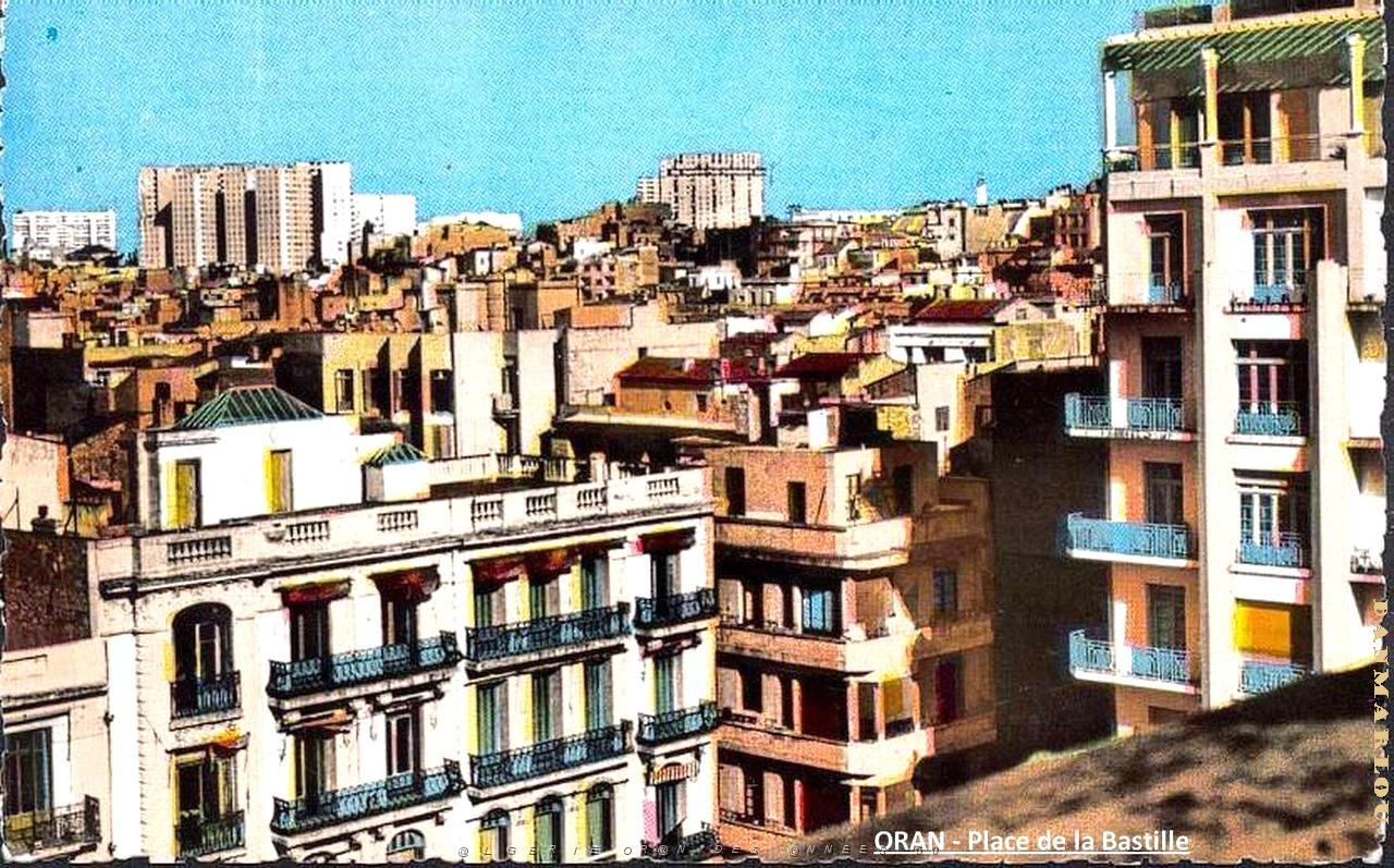 BG h- 10- Place de la Bastille.jpg